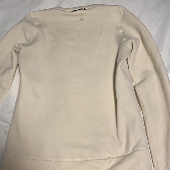 Womens Lululemon crewneck - Picture 2 of 5